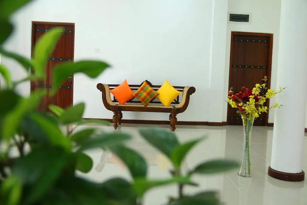 Nivahana Homestay 캔디